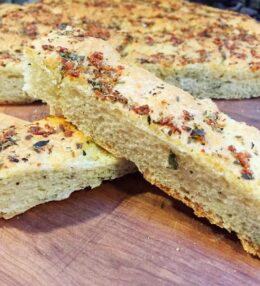 Pan Focaccia Ajo y Orégano