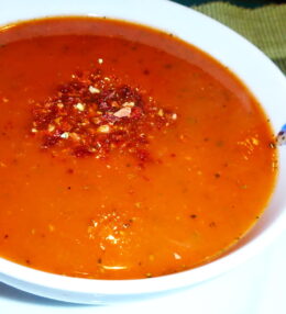 Sopa Tomates con Orégano