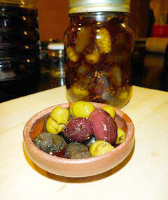 Confit de Mix de Aceitunas con Especias