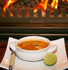 Sopa Picante de Camarones Tailandesa