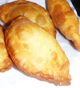 Empanadas Fritas de Queso Huentelauquen