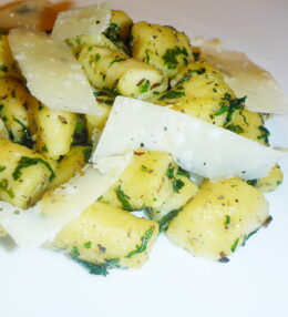 Gnudi o Ravioles desnudos